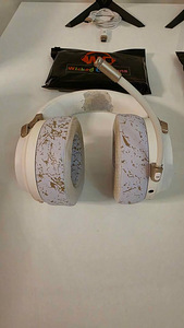 HyperX Cloud Alpha Wireless & Corsair Virtuoso RGB Wireless (3 foto / 3)