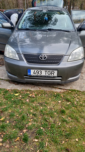 Toyota corolla (4 фото из 4)