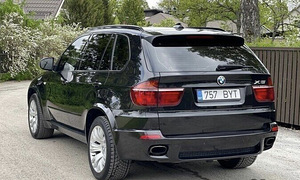 BMW X5 (4 фото из 8)
