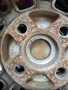 Kergmetallveljed Mitsubishi 6J,×46.R15. suverehvidega 4tk. (8 foto / 9)