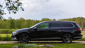 VW Passat Highline 140kW (3 foto / 10)