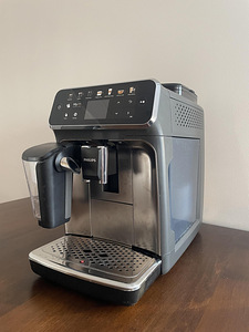 Philips LatteGo 5400 kohvimasin (2 foto / 4)