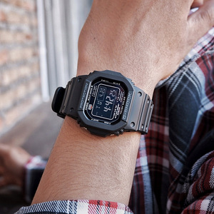 Casio G-Shock оригинал (3 фото из 3)