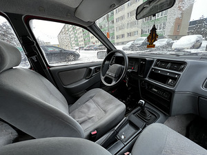 Ford Sierra (6 фото из 10)