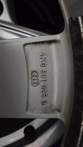 Audi A6 (C8) R18 + Bridgestone 5-6mm mustriga komplekt! (9 foto / 10)