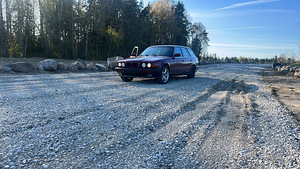 E34 BMW 525td (4 foto / 6)