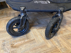 Müüa 2018a uuena ostetud baby jogger city mini gt double (4 foto / 6)