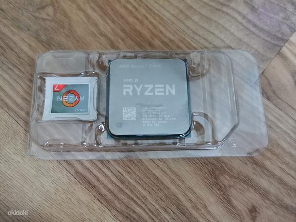 AMD Ryzen 7 3700X protsessor CPU AM4 (foto #1)