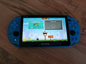 PSVita PlayStation Vita mängukonsool sinine PCH-2000 (6 foto / 10)