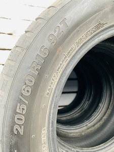 Kumho 205/ 60 R16 - kõik kirjelduses ! (3 foto / 5)