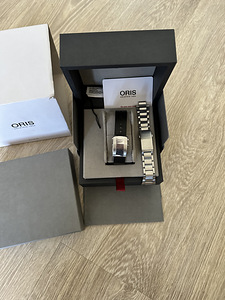 Oris Aquis Green 43.5mm (4 foto / 4)