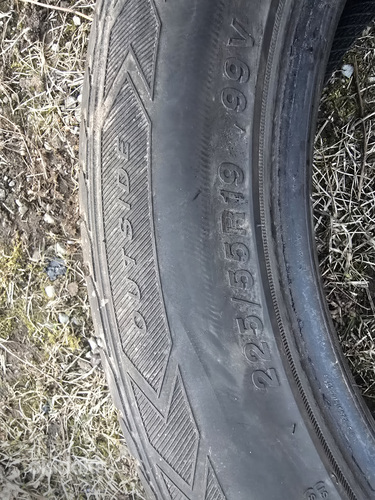 Suverehvid 225/55/R19