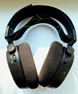 Steelseries Arctis 9x kõrvaklapid (2 foto / 3)