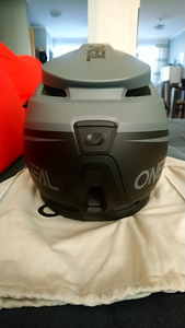 Kiiver ONeal Transition Helmet - FLASH V.22 gray/blac (4 foto / 8)