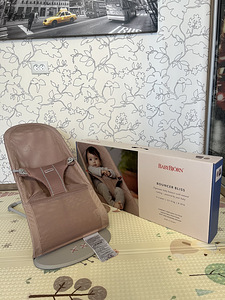 Babybjörn lamamistool (1 foto / 5)