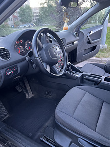 Audi A3 Sportback 8p 2010a, 1.6D (7 foto / 9)