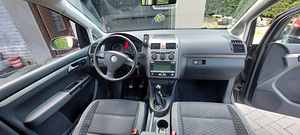 Vw Touran Trend 2.0 TDI (9 foto / 10)