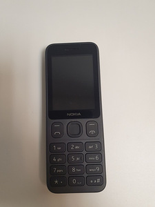 Nokia 125 mobiiltelefon (4 foto / 5)