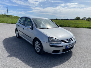Volkswagen Golf V 2004 2.0 TDI 103kw (2 foto / 10)