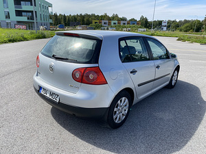 Volkswagen Golf V 2004 2.0 TDI 103kw (3 foto / 10)
