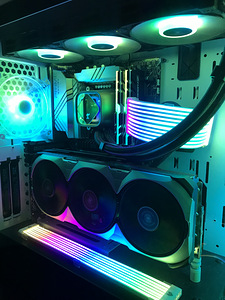 MSI GeForce RTX™ 4080 VENTUS 3X (2 foto / 3)