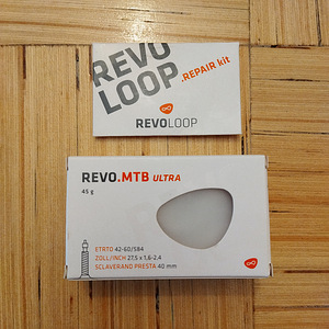 Revoloop Inner Tube 27,5" + Revoloop Repair Kit (1 foto / 1)