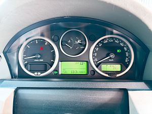 Land Rover Range Rover Sport HSE (12 foto / 15)
