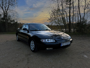 1993 Mazda MX-6 (2 foto / 9)