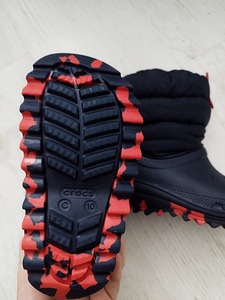 Crocs talvesaapad, C10 (2 foto / 2)