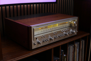 Pioneer SX-850 ressiiver (2x65 W, 19.1 kg, 1976-78) (2 foto / 10)