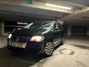 Volkswagen Touran 2.0 TDi 100kw (1 foto / 9)