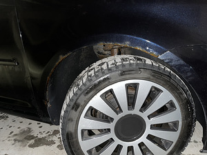 Volkswagen Touran 2.0 TDi 100kw (5 foto / 9)