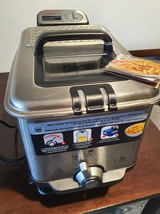 Fritüür Tefal Oleoclean Pro 2300 W (6 foto / 9)