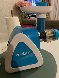 Ülikvaliteetne Midzu mahlapress (praktiliselt uus) (1 foto / 2)