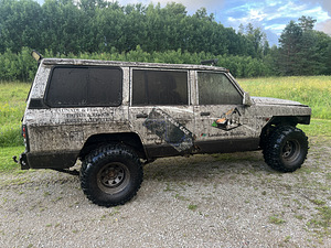 Nissan Patrol 260 (3 foto / 6)