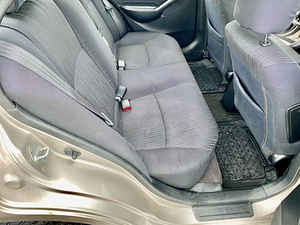 Honda civic 1.6, 81kw automaat (6 foto / 9)