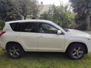 Müüa rav4 2.2 diisel 2012 a (2 foto / 4)