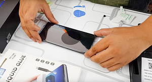 Защитные стекла для телефонов Samsung с УФ клеем (2 фото из 3)