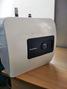 Boiler ARISTON SG 10 UR. 10L (4 foto / 4)