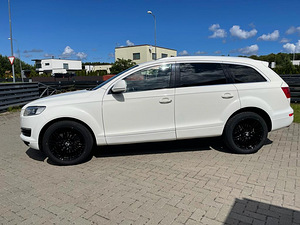 Audi Q7 3.0L V6 Quattro (1 foto / 12)