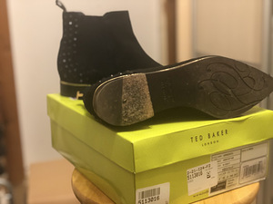 Ted Baker (3 foto / 3)