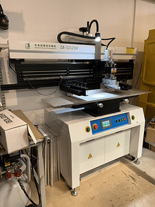 Elektroonika tootmise masin - Stencil printer