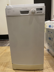 45 см nõudupesumasin Electrolux ESF 45030 W (4 foto / 8)