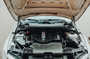 BMW 123d 2011 (15 фото из 15)