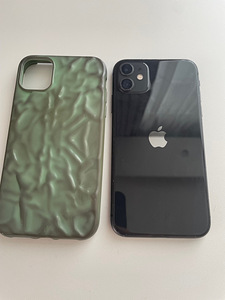 iPhone 11 Black 128GB (2 foto / 3)