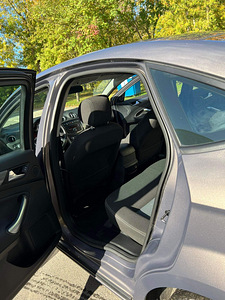 Ford Mondeo mk4 2011 (5 foto / 6)