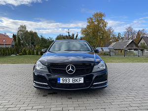 MB C 220 FACELIFT BLUEEFFICIENCY 2.1 CDI 125 kW (4 foto / 6)