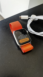 Apple Watch 5 44 мм с новым аккумулятором