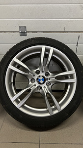 BMW 18" style 400M 5x120 72.6 (3 foto / 6)