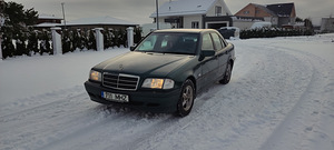 Mercedes-Benz C180 (4 foto / 8)
